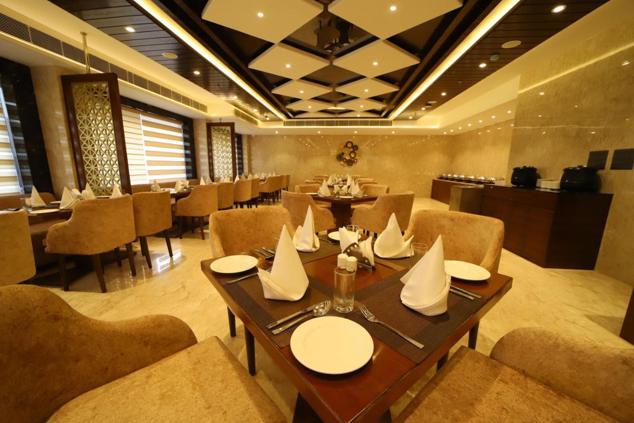 Hotel Dvij Inn Dźajpur Zewnętrze zdjęcie