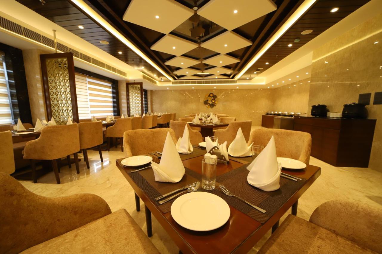Hotel Dvij Inn Dźajpur Zewnętrze zdjęcie