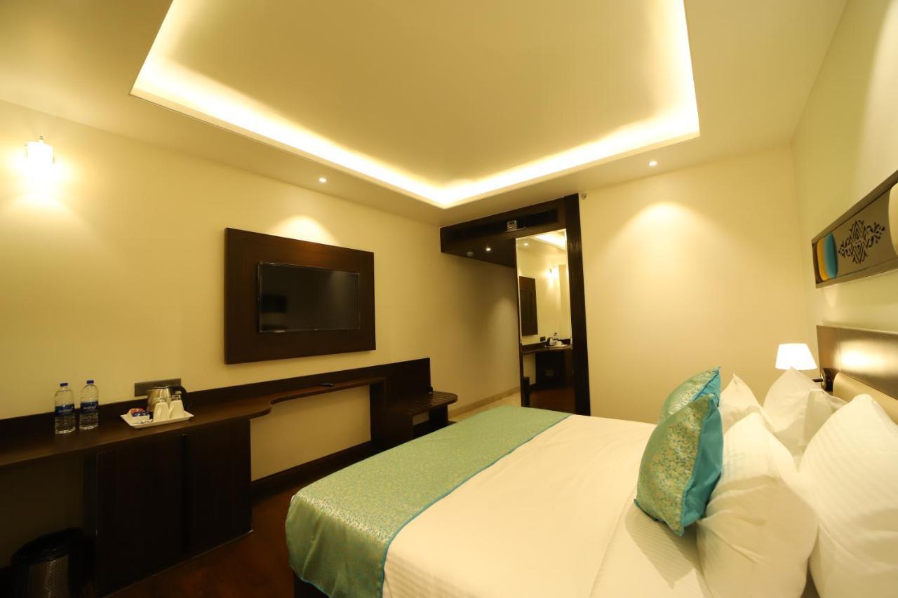 Hotel Dvij Inn Dźajpur Zewnętrze zdjęcie
